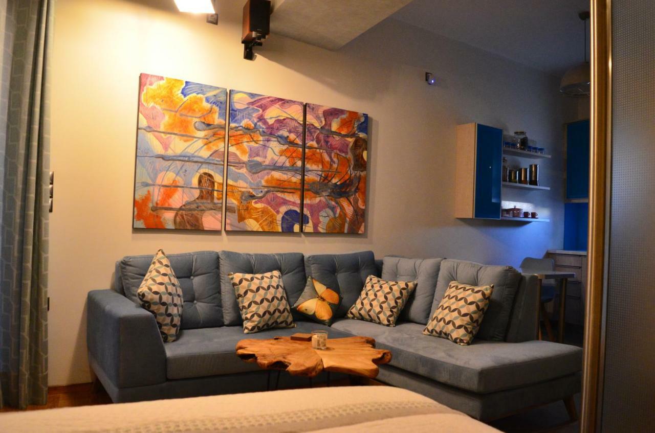 דירות אתונה Indigo House מראה חיצוני תמונה